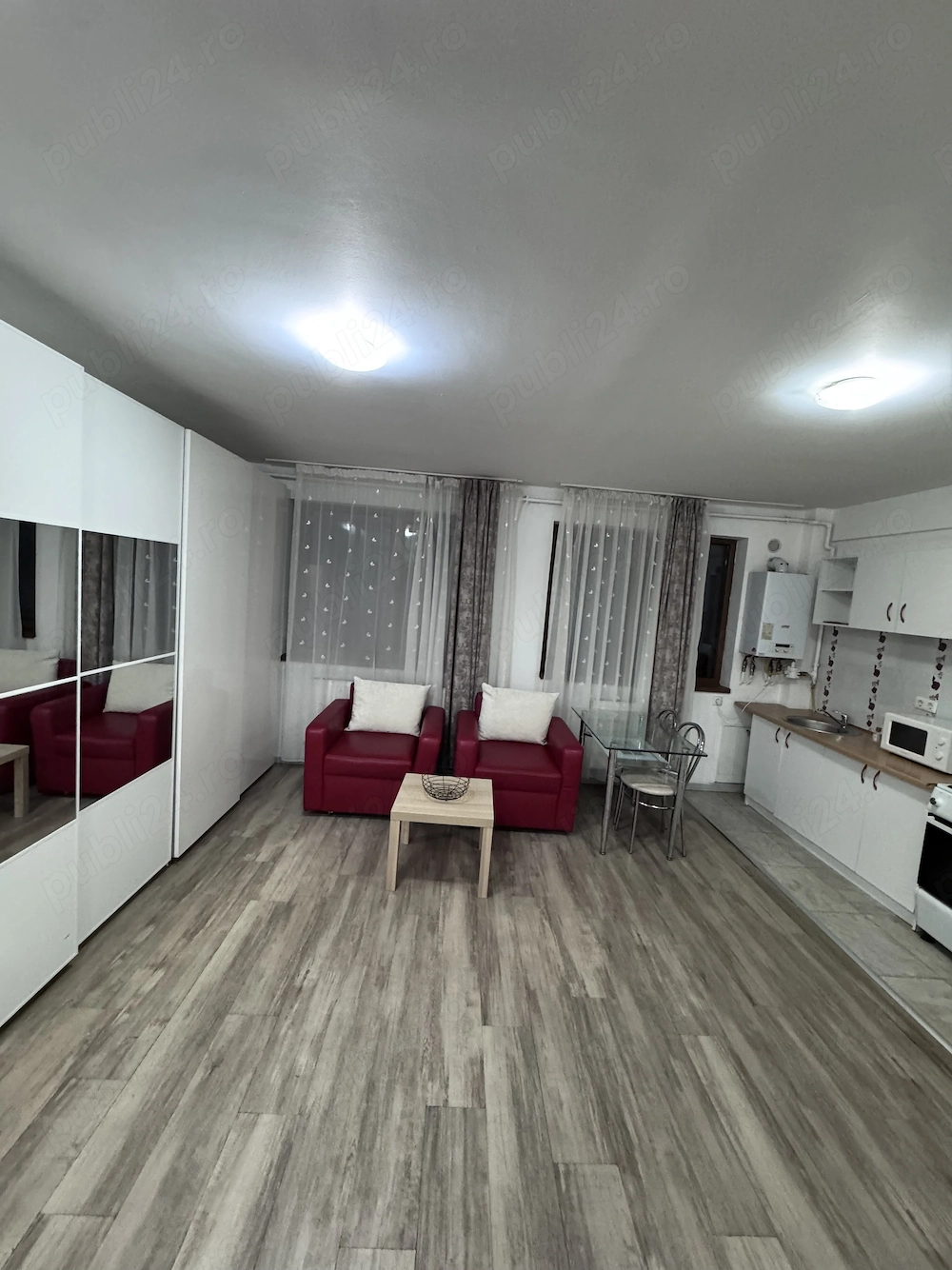 Pers Fizică apartament 1 cameră Florești parcul Poligon 