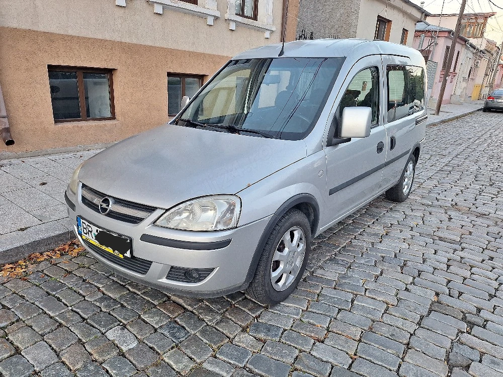 Opel Combo 1,4 mpi - 2010