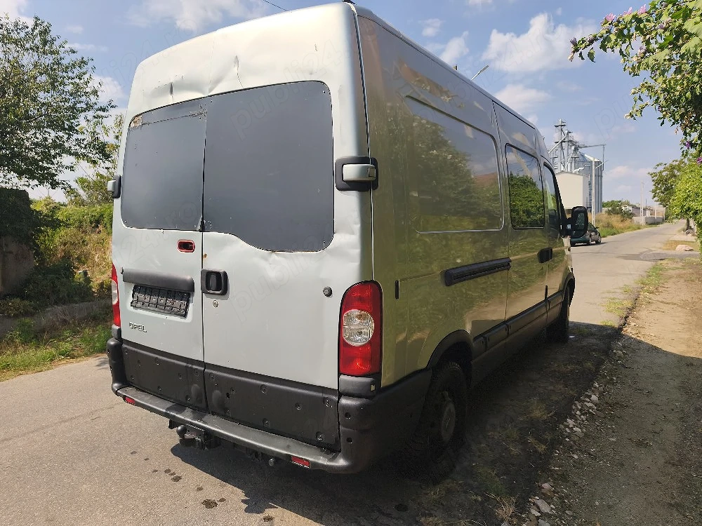 Opel Movano 