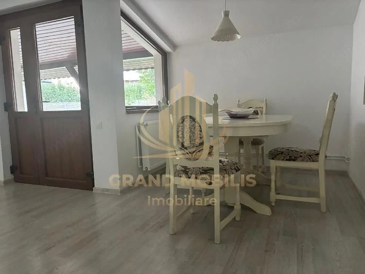Casă de închiriat cu 4 camere – ideală pentru birouri, cabinete,sediu