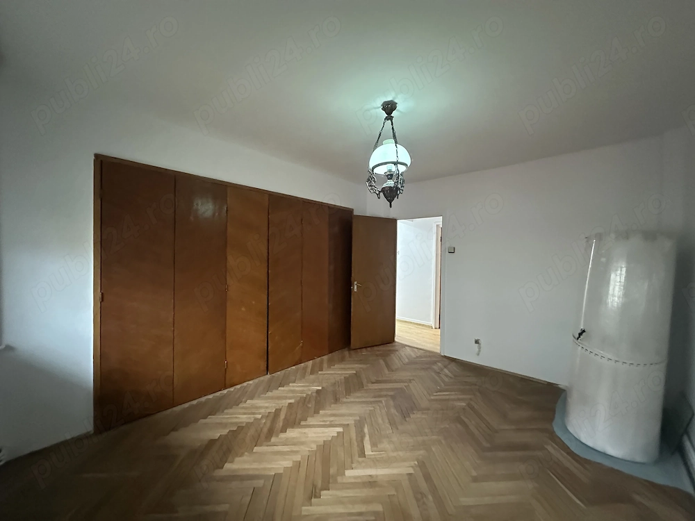 Agentia imobiliara VIGAFON vinde apartament 3 camere Ultracentral