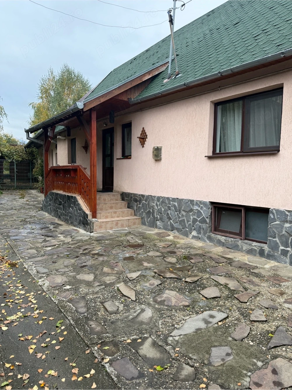 Proprietar, inchiriez casa pe termen lung in Zarnesti, Tohanul Vechi