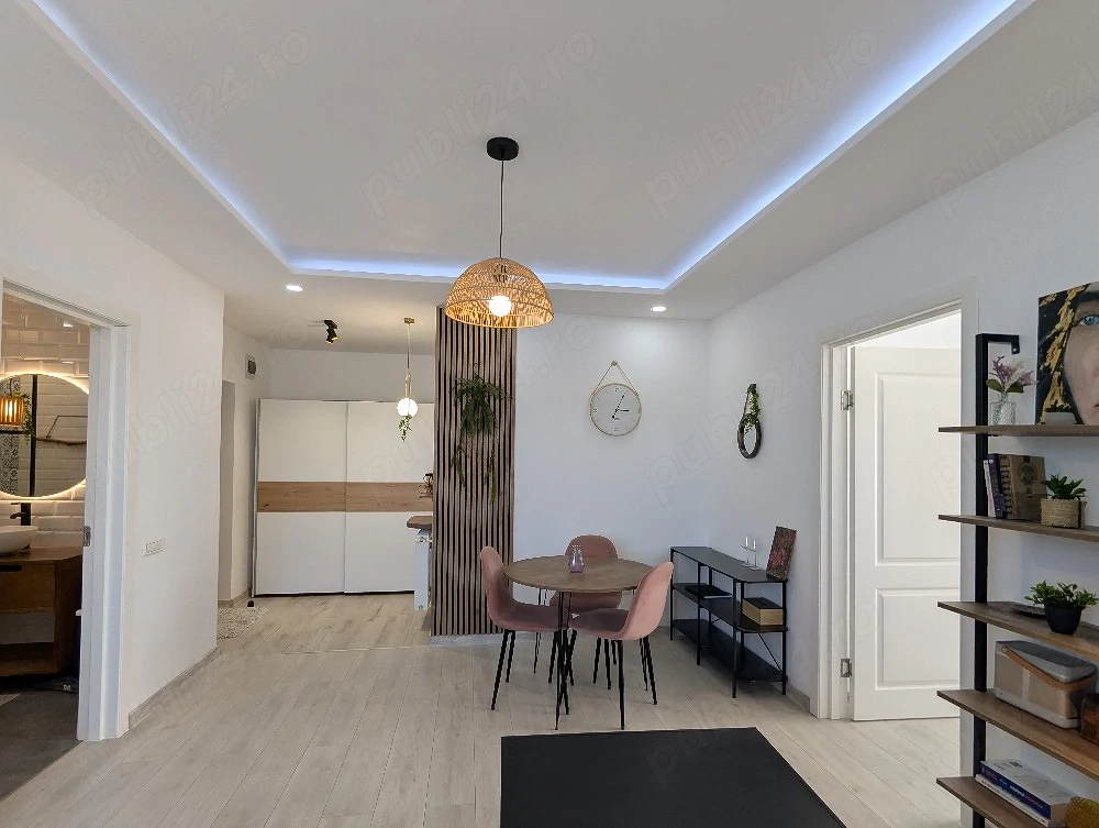 Proprietar: 2 camere + terasă 20 mp + parcare subterană, etaj 3r (Abatorului 5, Florești, Cluj),