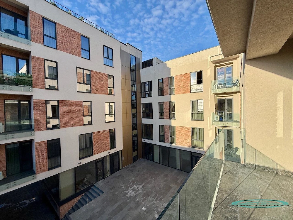 Apartament cu 2 camere de vanzare, Ultracentral, in bloc nou