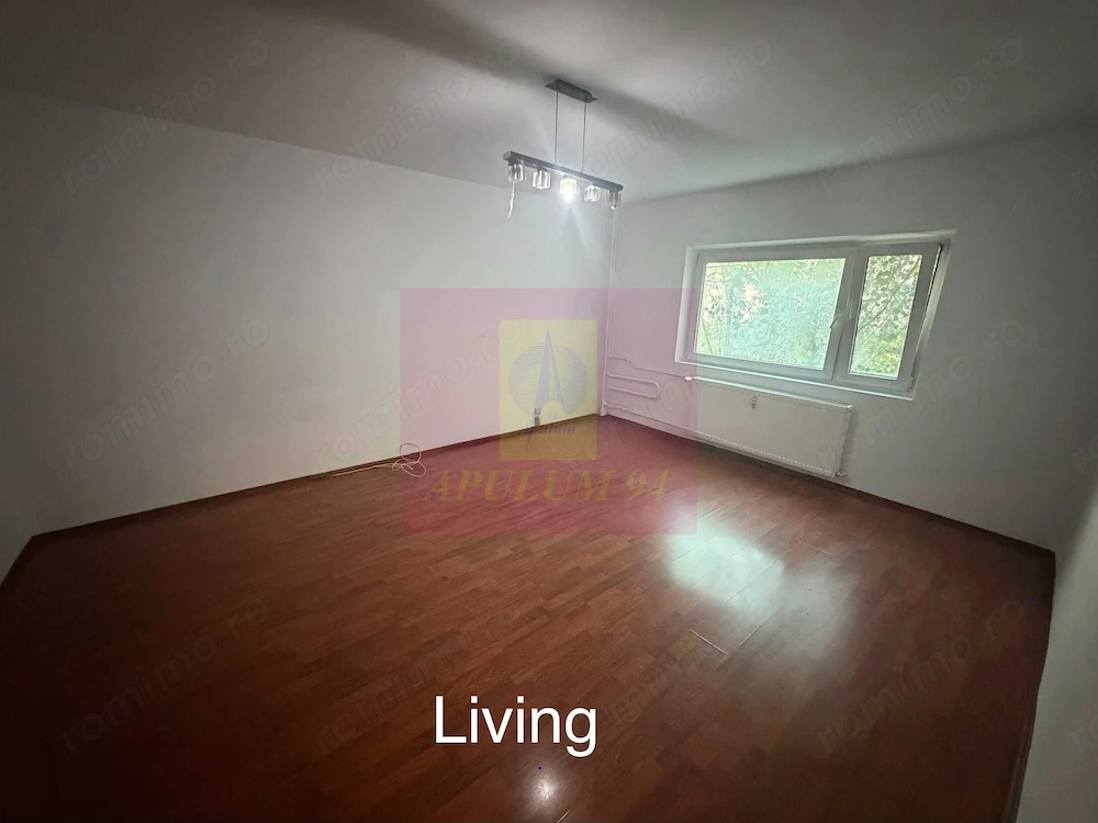 Vanzare apartament 3 camere in zona Nerva Traian