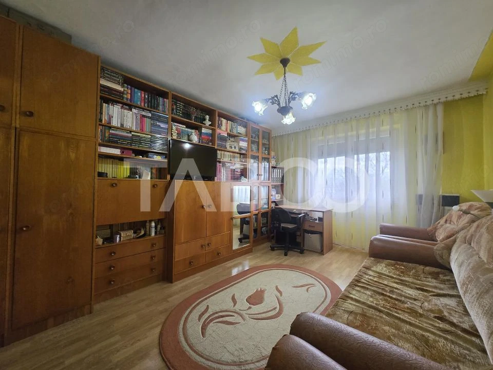 Garsoniera de vanzare mobilata utilata 22 mpu zona Lazaret Sibiu