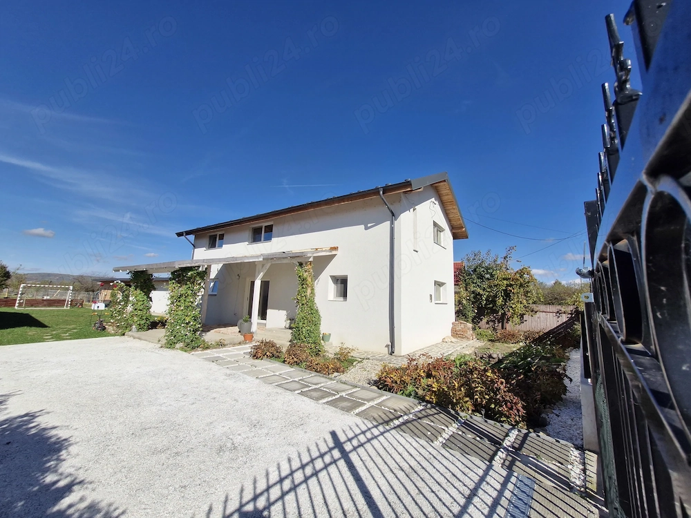 Proprietate cu eficienta energetica inalta si anexa locuibila