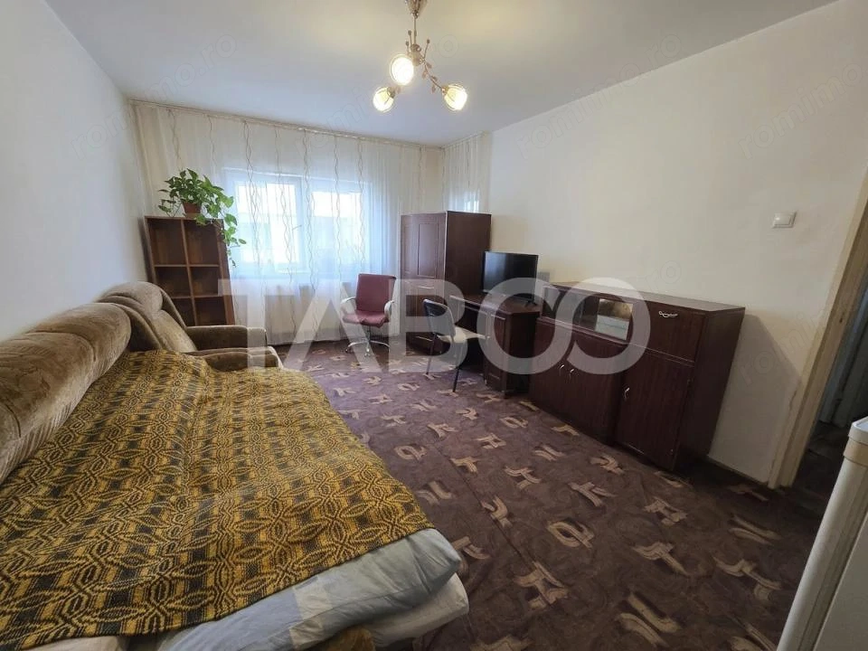 Apartament decomandat 2 camere etaj3 balcon pivnita Vasile Aaron Sibiu