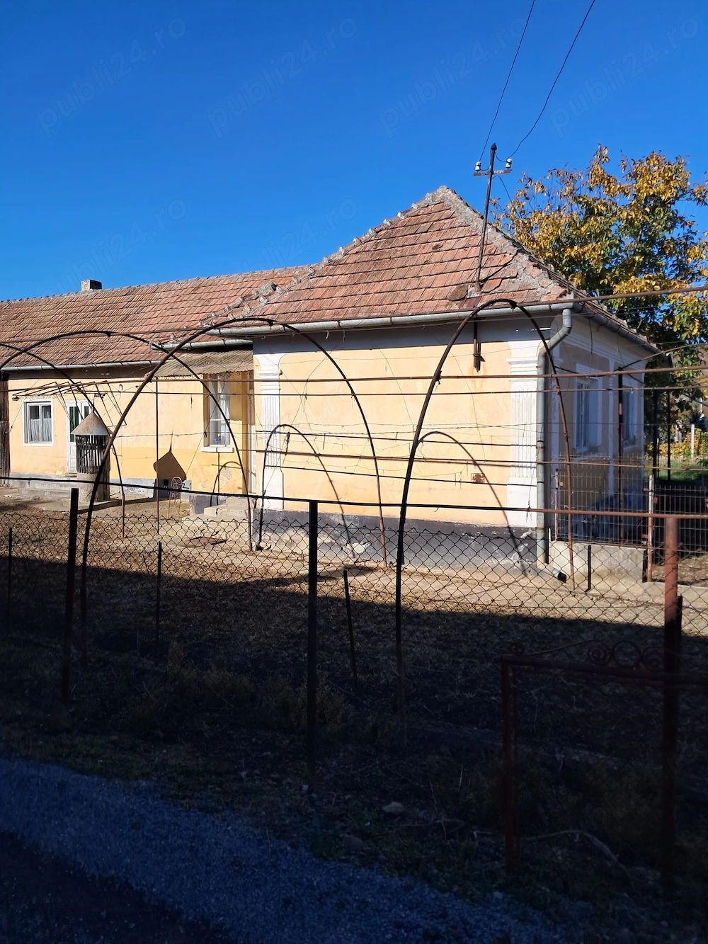casa 2 camere intravilan 