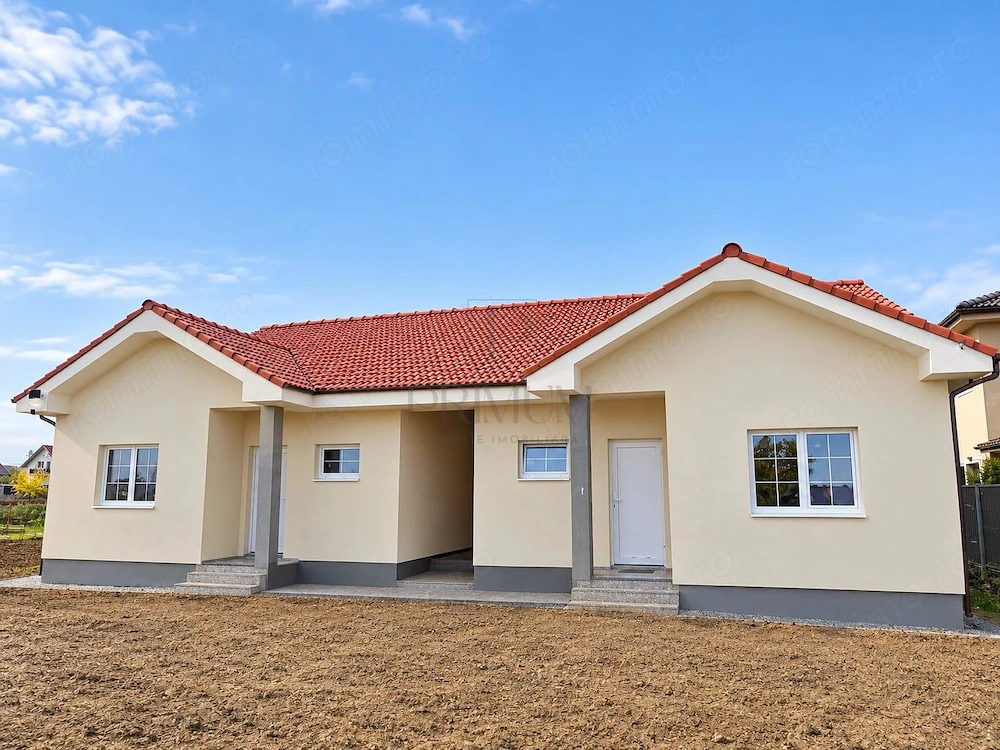 Duplex despartit prin baie - zona excelenta