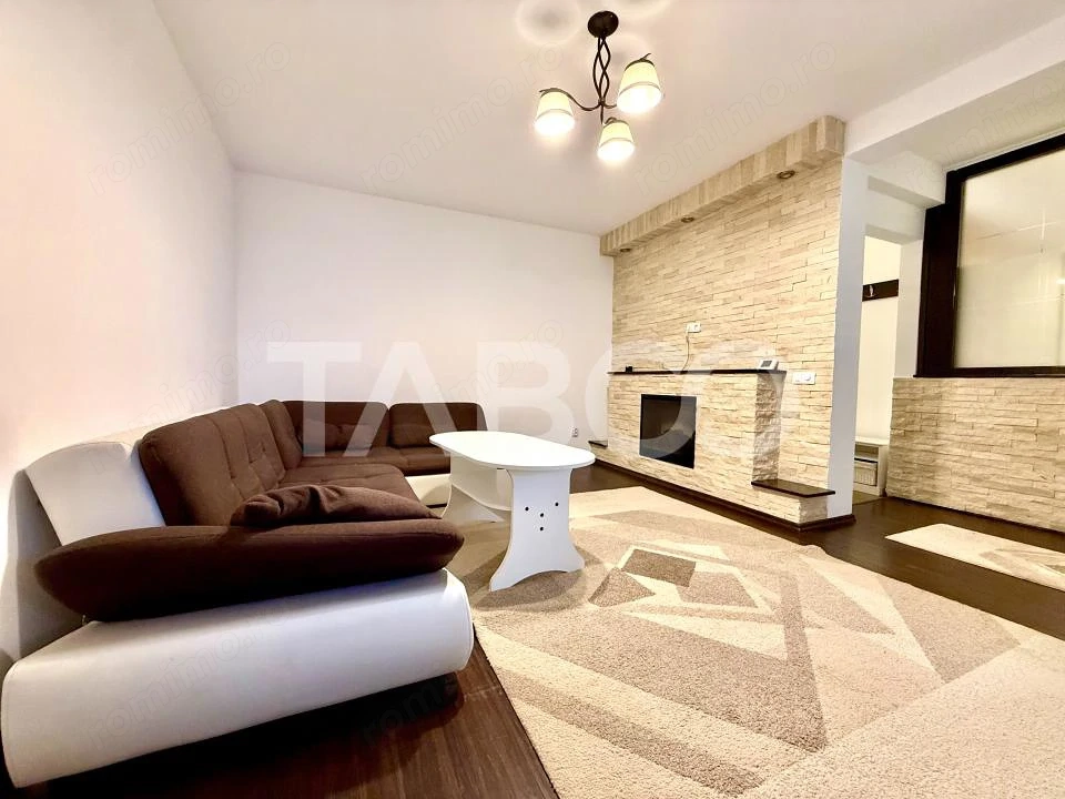 Duplex cu 5 camere de vanzare la cheie garaj curte si terasa Floresti