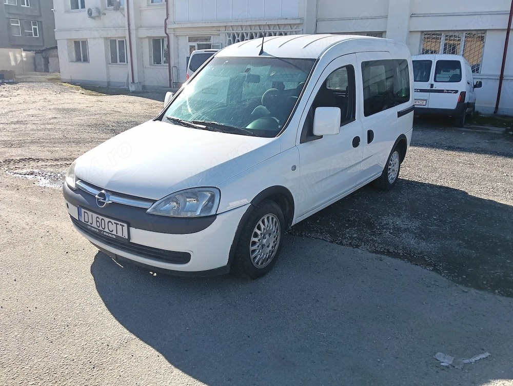 vand opel combo 2003 1,6 benzina cu gpl