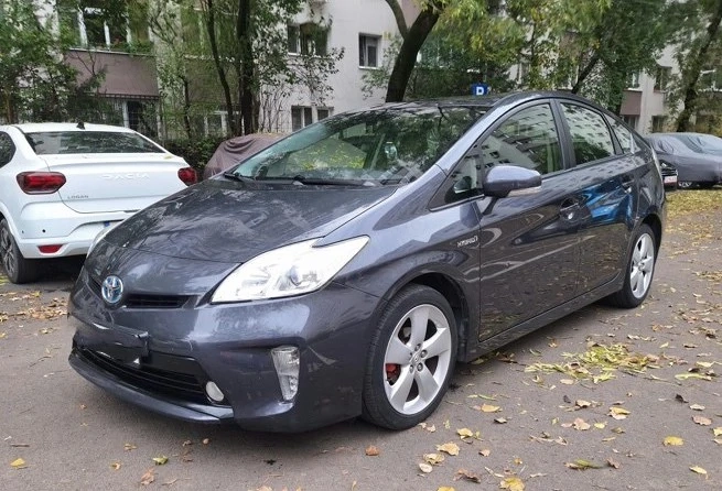 De vânzare: Toyota Prius 1.8 Hybrid (2015), (Generația 3 - Facelift)