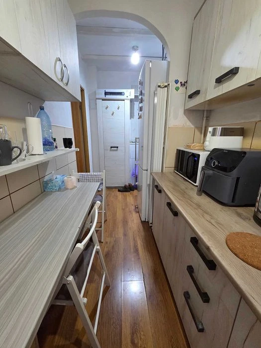 Apartament 2 camere Armoniei cu loc de parcare