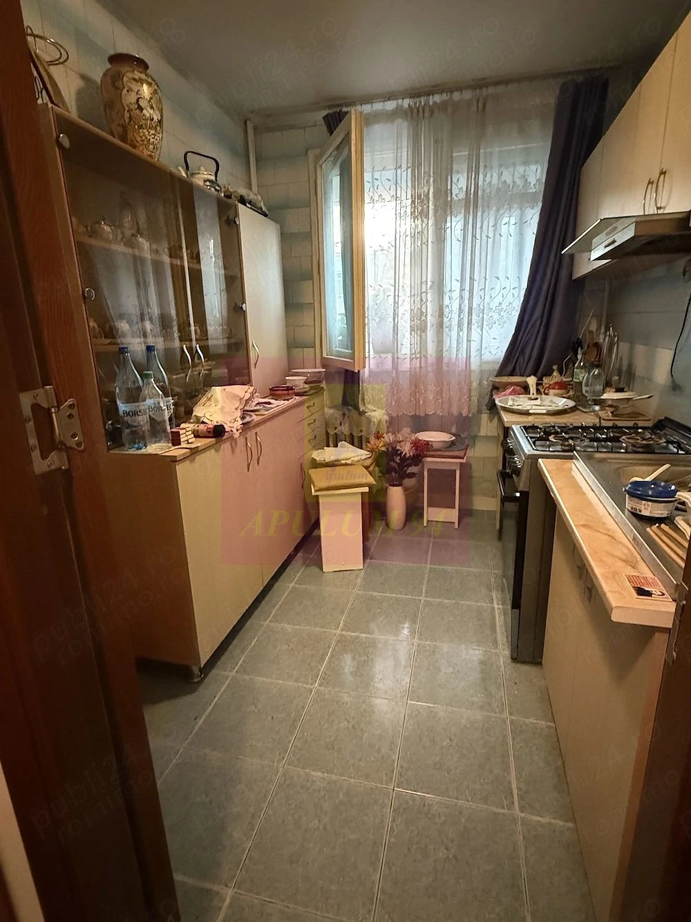 Vanzare apartamrnt 3 camere Titan-Restaurant Alba