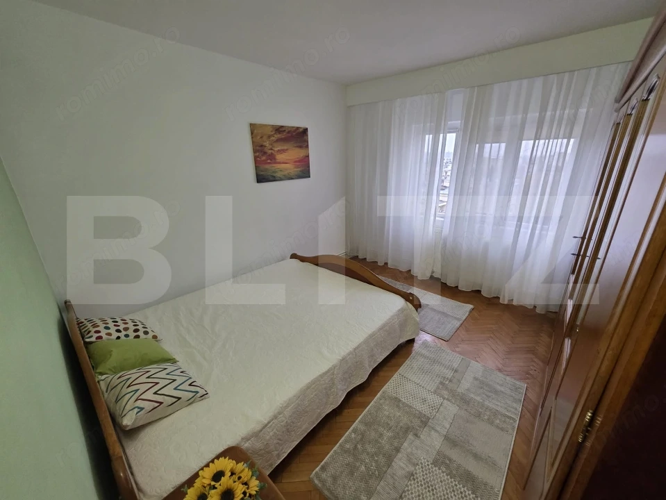 Apartament 3 camere, decomandat, 70 mp, parcare, zona strazii Calea Floresti