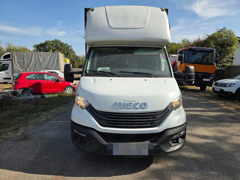 Iveco Daily 35S14 | 2.3 HPI 136 CP | Cușetă pentru dormit pe cabină