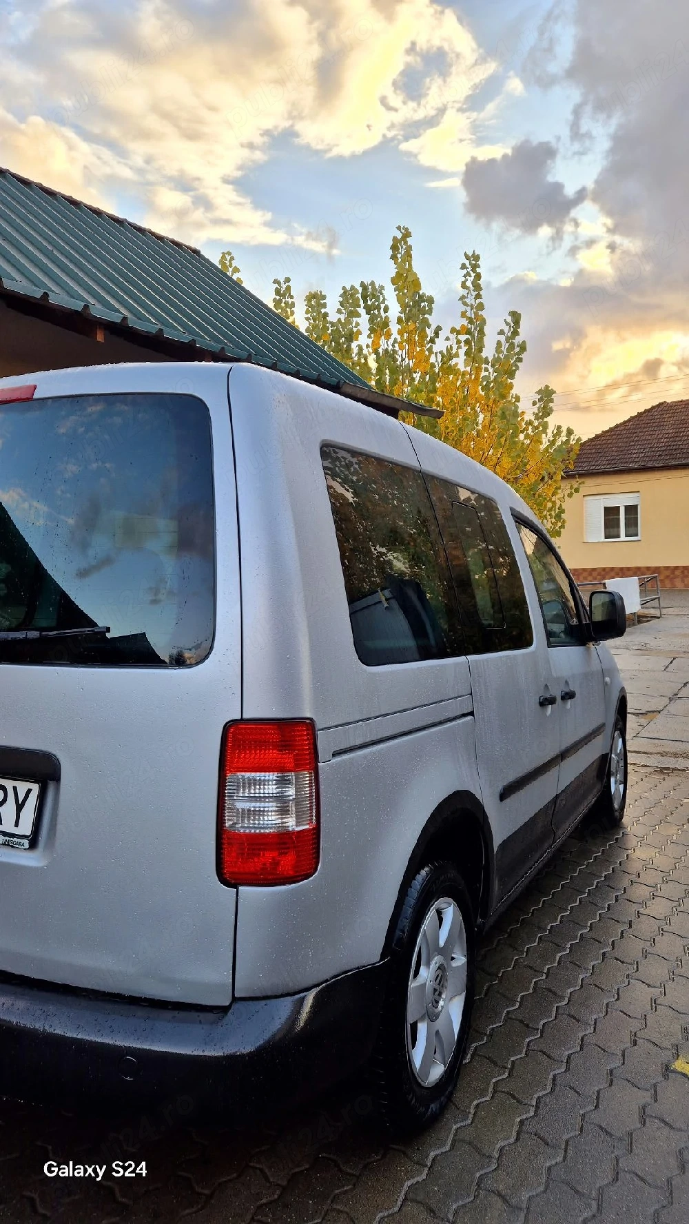 vand vw Caddy 1,9  2005 7 locuri 