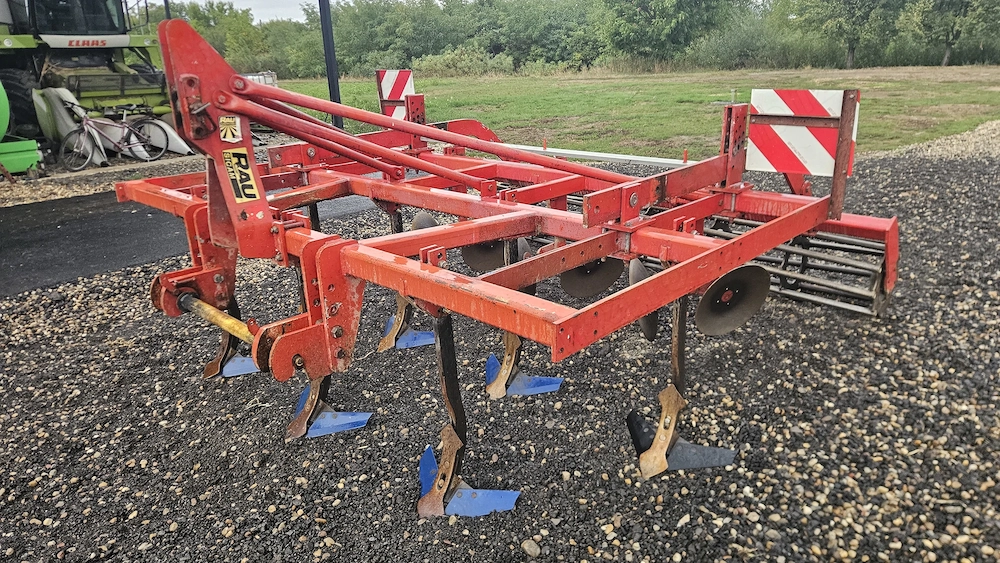 Gruber cultivator de miriste marca Rau de 3m