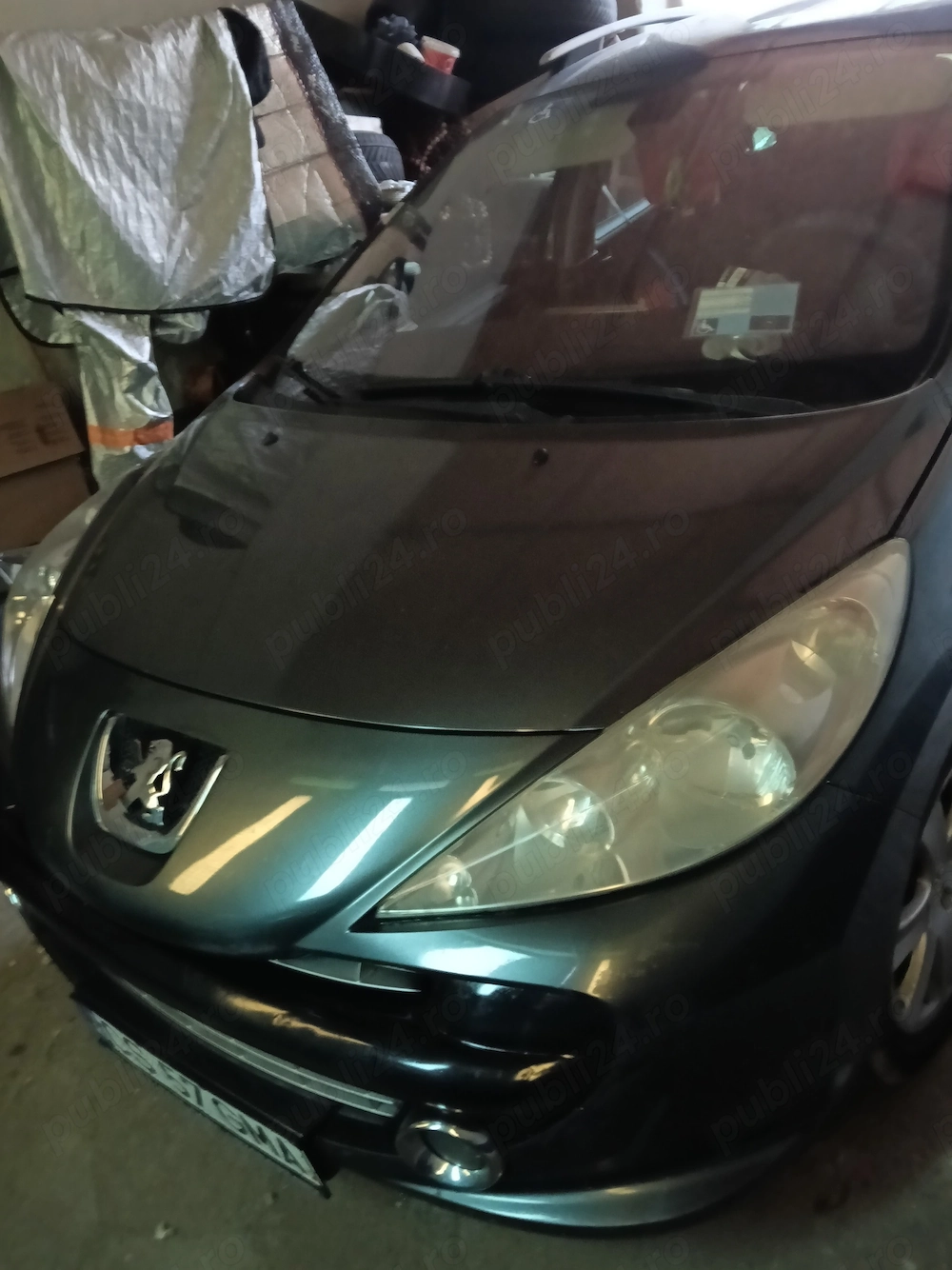 Vând peugeot 207 anul 2008