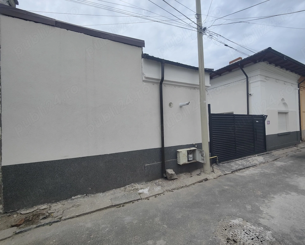 Casa interbelica P+M ultracentrala 270mp singur in curte   spatiu comercial schimb sau vand