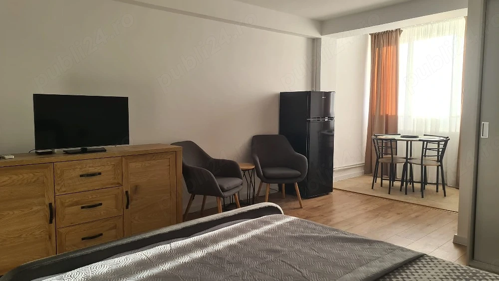 Inchiriez garsoniera regim hotelier 250lei  noapte