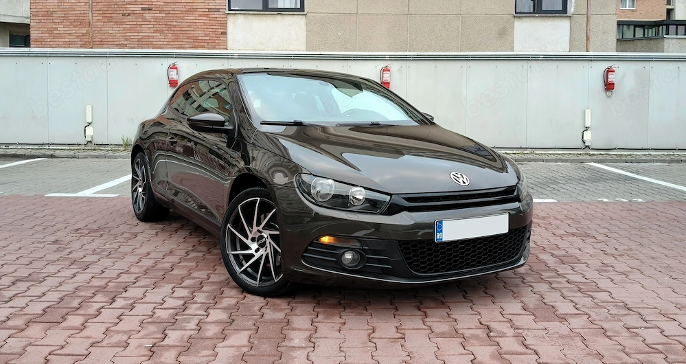 VW Scirocco   2.0 TDI 140 CP   6+1 trepte   Clima   Navi   Led   Euro 5
