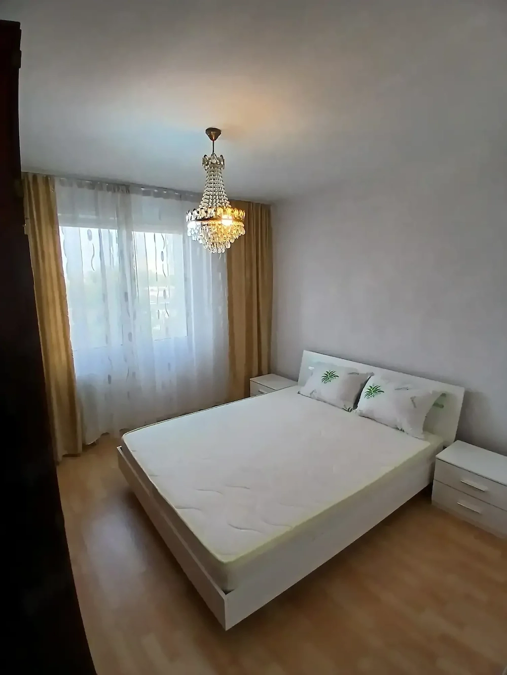 De închiriat -apartament cu 2 camere , sector 3 ,București