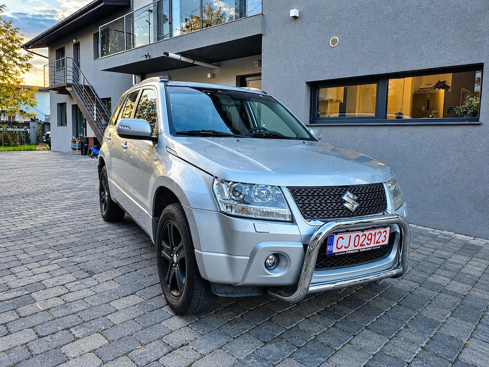 Suzuki Grand Vitara x30