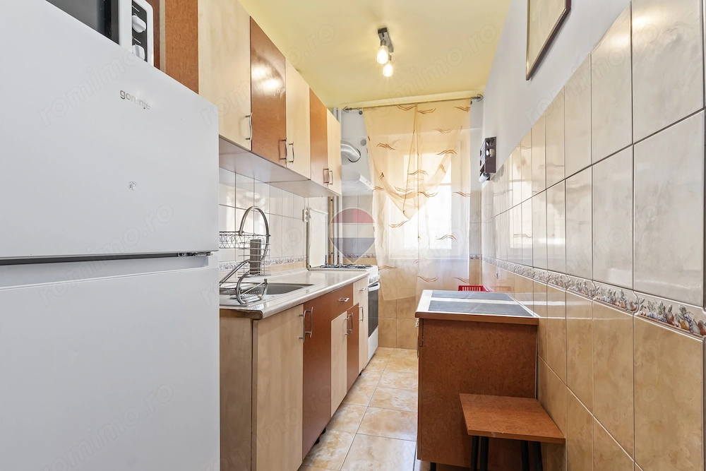Apartament cu 2 camere de închiriat în zona Romanilor