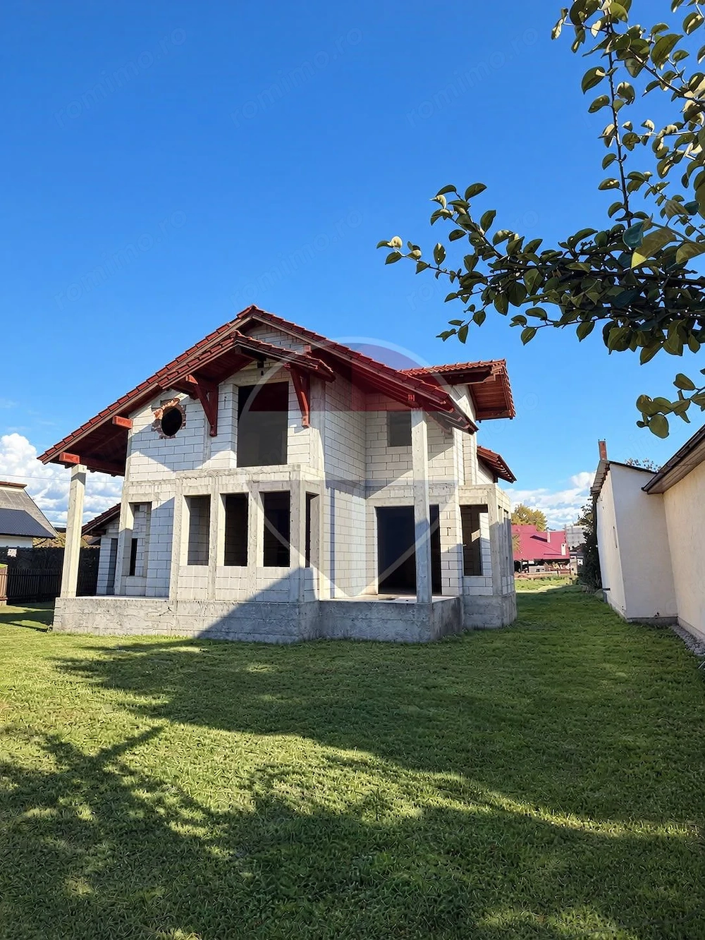 Casă / Vilă cu 6 camere de vânzare