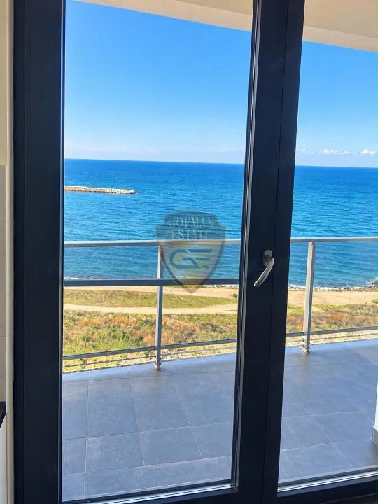  DE ÎNCHIRIAT | 3 CAMERE | FALEZA NORD | VEDERE LA MARE