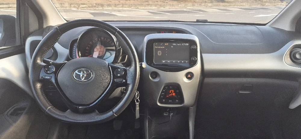 Toyota Aygo 2015 Automata - 72.000 km - Fara rugina camera, x-touch