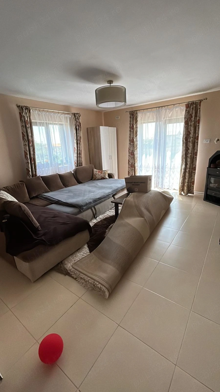 Proprietar   Vilă S+P+1E, 238 mp construiți, teren 500 mp   Agigea