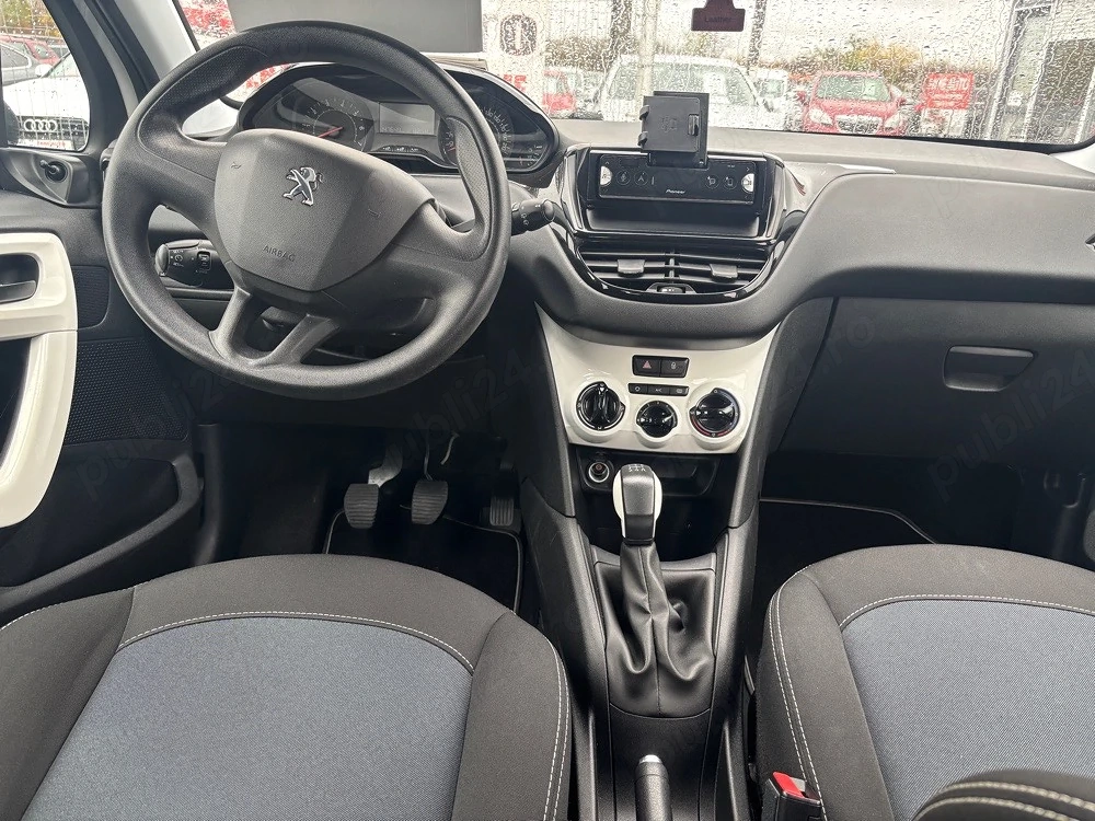 Peugeot208 1.0 benzina 2015 147.000 km