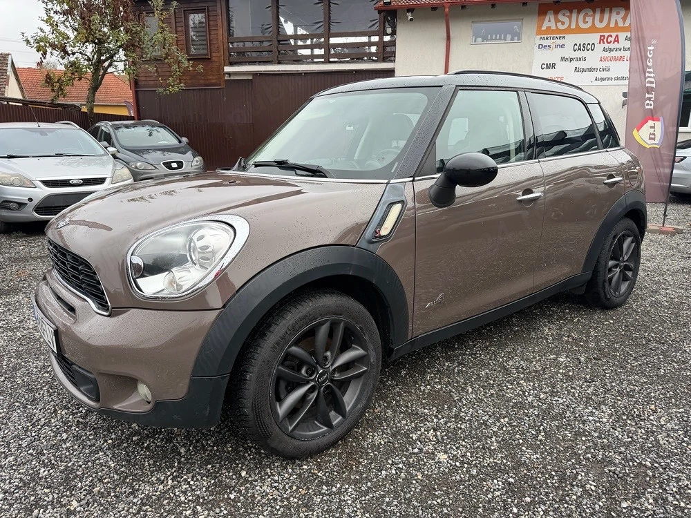 Mini CountryMan All4 - An 2012 - Motor 2.0 Diesel 143cp - Navigatie - Trapa Panoramica