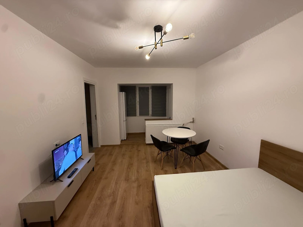 Garsoniera de închiriat 