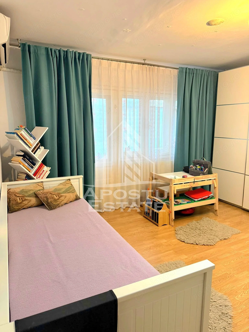 Apartament cu 1 camera de vanzare, etaj intermediar, zona Bucovina