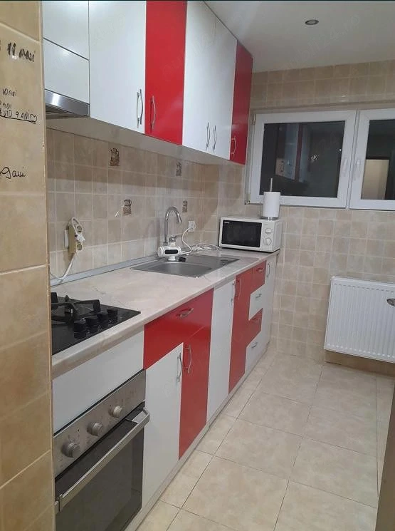 vand apartament 2 camere