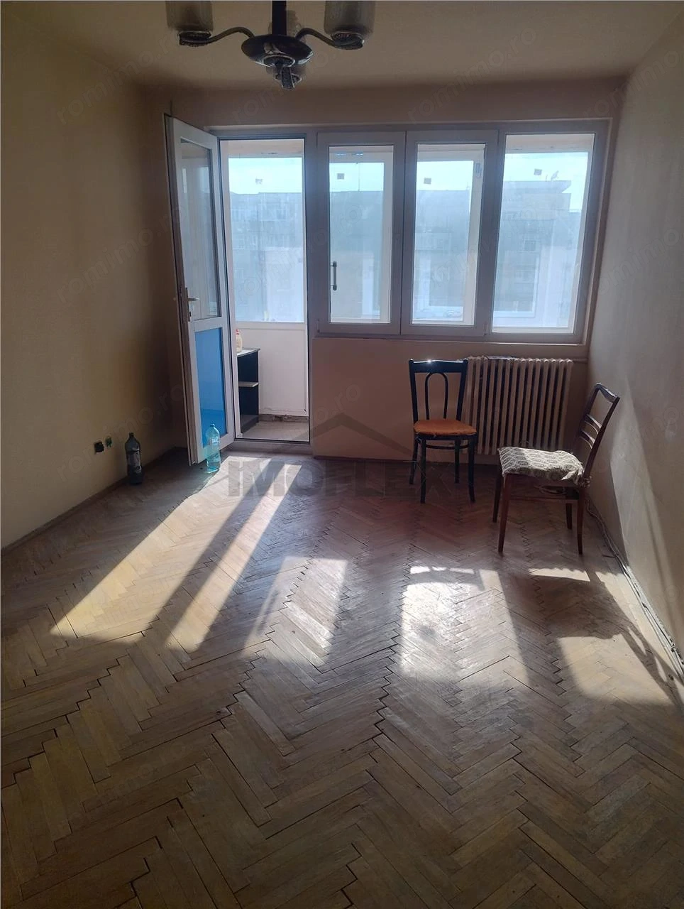 Apartament 2 camere Metrou Pia #539;a Iancului