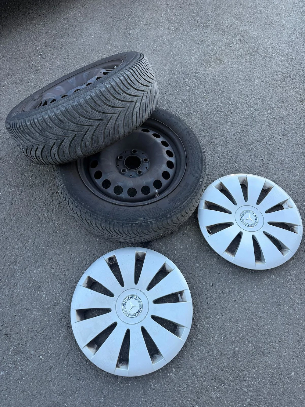 DE VÂNZARE – Set complet roți de iarnă Mercedes-Benz A-Class