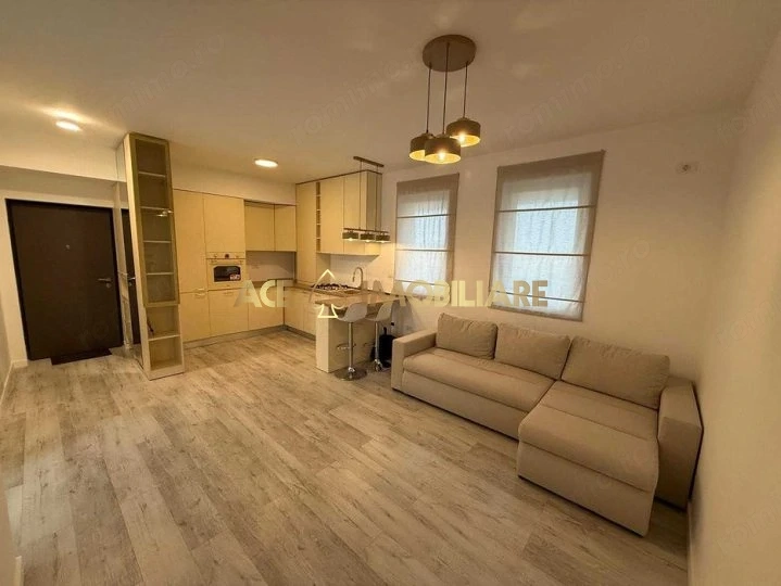 3 Camere de inchiriat | Tunari | Centrala proprie | Parcare inclusa