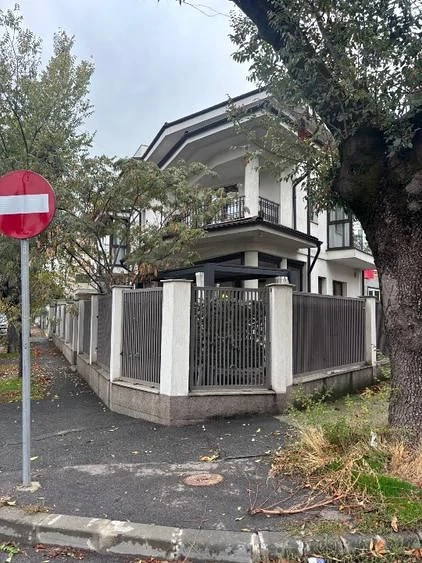 Casă Drumul Sarii