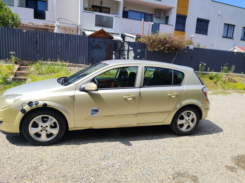 Vând Opel Astra H 