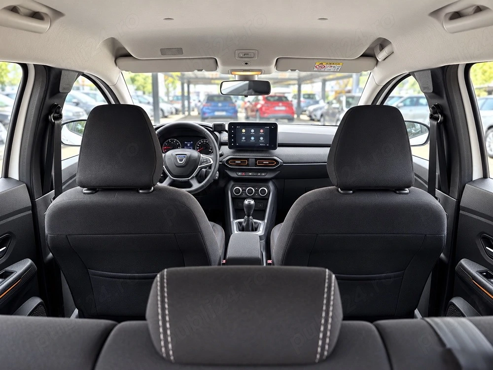 Dacia Sandero Stepway 2022 - Climatronic, Navigatie