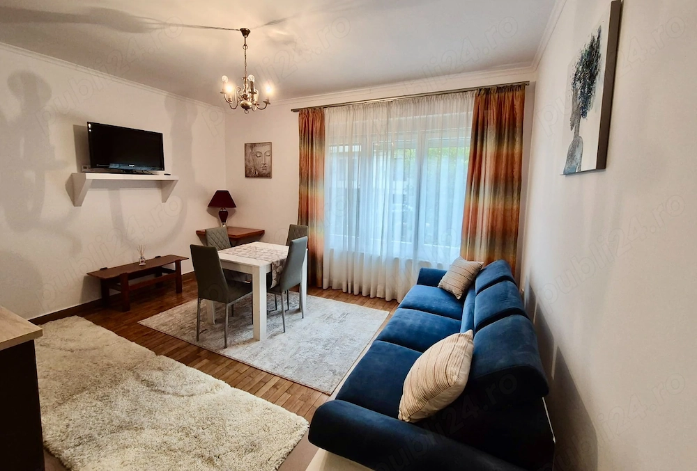 Proprietar | 2 camere central complet mobilat | Parcare privată + curte