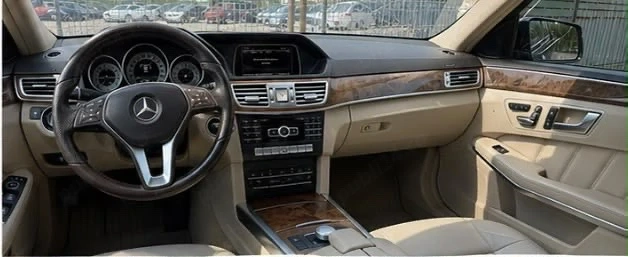 Mercedes Benz E300