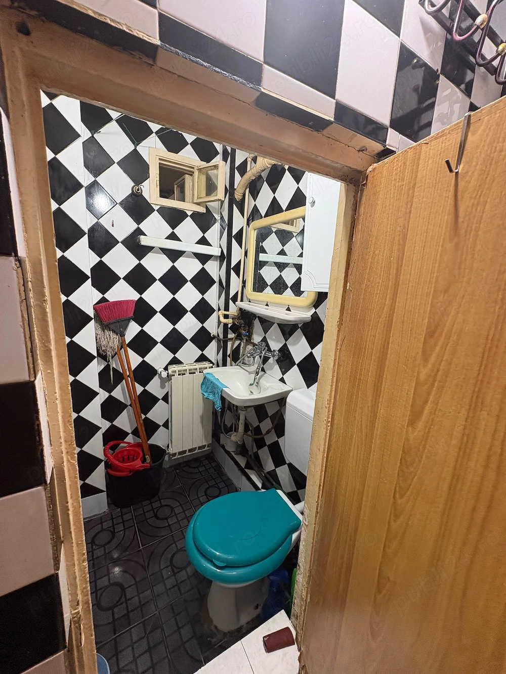 Inchiriere gars cf3,14 m2 zona baicului