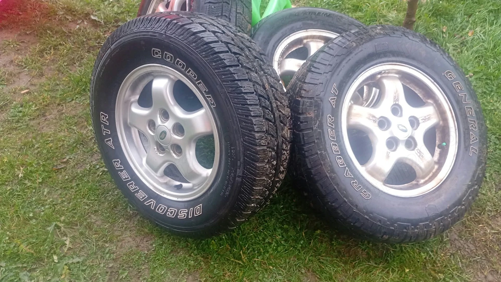 Vând set 4 jante aliaj Land Rover!
