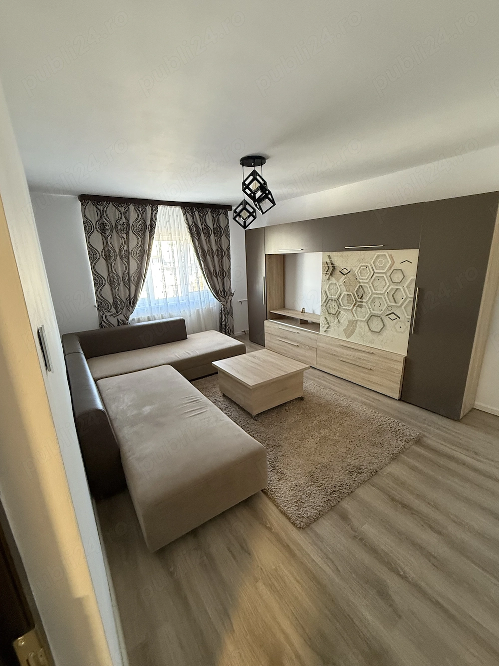 Apartament de închiriat 